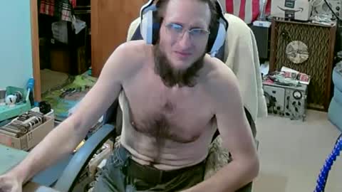 Snapshot of randalltotazz chatting on December 6, 12:00 pm Randall online show from December 6, 12:00 pm