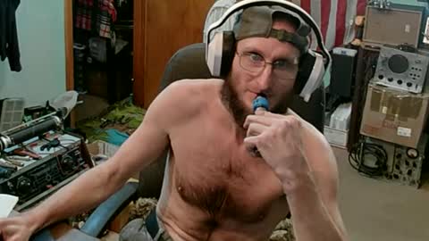 Snapshot of randalltotazz chatting on January 17, 1:35 pm Randall online show from January 17, 1:35 pm