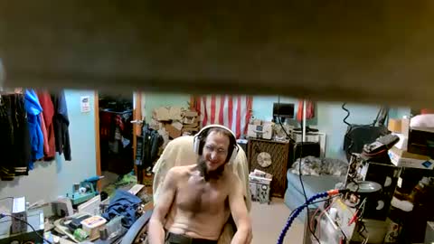 Snapshot of randalltotazz chatting on December 7, 1:41 am Randall online show from December 7, 1:41 am