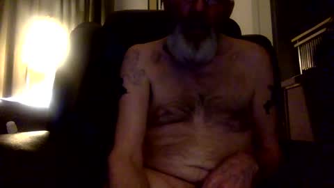 Snapshot of rando56 chatting on October 22, 11:45 am Randy online show from October 22, 11:45 am