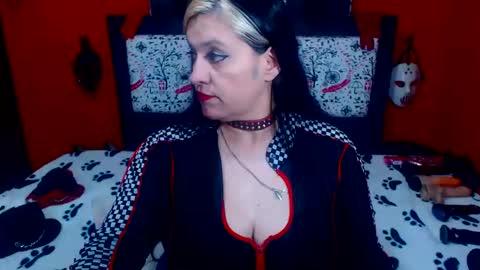 Snapshot of randymaturex01 chatting on March 5, 2:03 am Sonia online show from March 5, 2:03 am