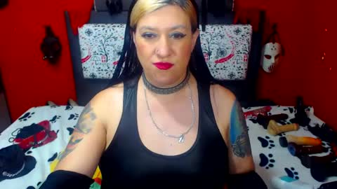Snapshot of randymaturex01 chatting on January 26, 9:51 pm Sonia online show from January 26, 9:51 pm