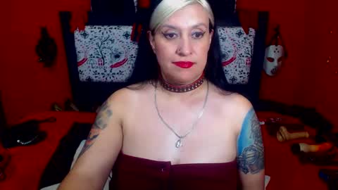 Snapshot of randymaturex01 chatting on February 20, 8:50 am Sonia online show from February 20, 8:50 am