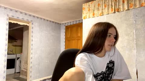 Snapshot of raneetagaloe chatting on October 1, 4:06 pm Lia online show from October 1, 4:06 pm