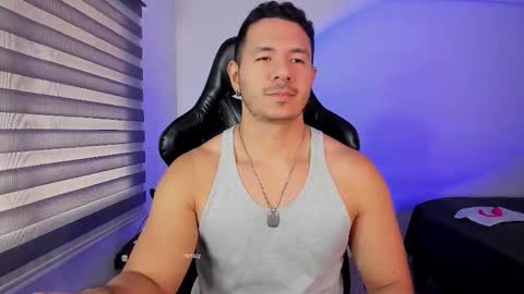 Jonas online show from December 1, 2:48 pm