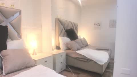 Snapshot of raquel_moore chatting on September 9, 10:54 pm Raquel Moore online show from September 9, 10:54 pm