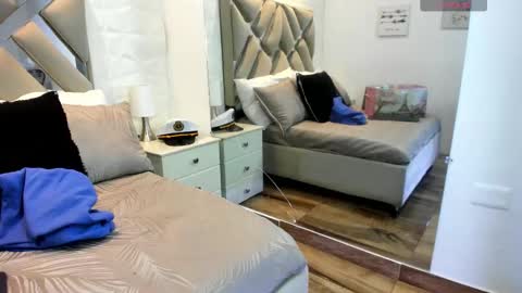 Snapshot of raquel_moore chatting on October 6, 11:39 am Raquel Moore online show from October 6, 11:39 am