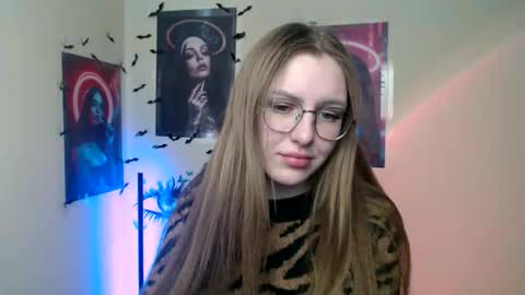 raspberry0101 online show from November 16, 11:23 am