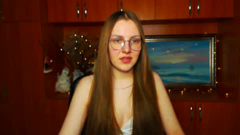 raspberry0101 online show from March 2, 4:53 pm