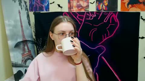 raspberry0101 online show from March 10, 11:23 am