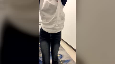 Ratnt online show from March 30, 3:56 pm