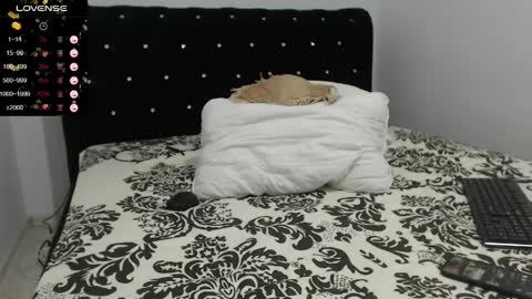 RaulWildBoy27 online show from March 27, 1:23 pm