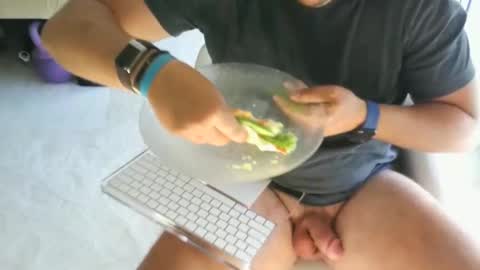 RM online show from February 19, 5:45 pm