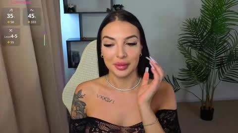Snapshot of raven_inkk chatting on October 7, 9:38 am raven_inkk online show from October 7, 9:38 am
