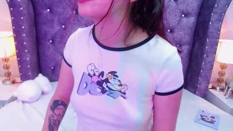 raven_love_ online show from October 9, 9:53 pm