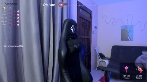 Snapshot of raven_storm chatting on December 18, 6:21 am Ester online show from December 18, 6:21 am