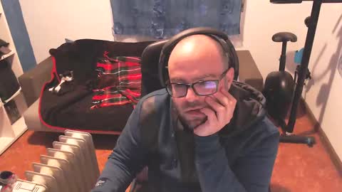 Snapshot of ravingr3d3 chatting on March 3, 10:31 pm ravingr3d3 online show from March 3, 10:31 pm