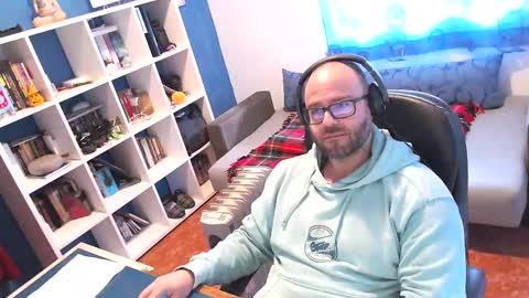 Snapshot of ravingr3d3 chatting on March 9, 2:10 pm ravingr3d3 online show from March 9, 2:10 pm
