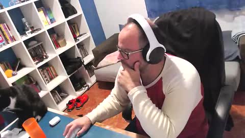 ravingr3d3 online show from November 16, 11:18 pm