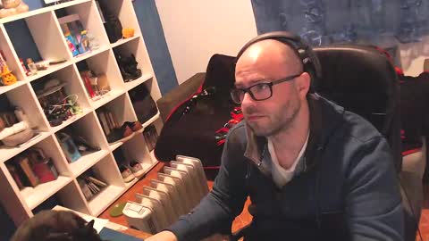 Snapshot of ravingr3d3 chatting on February 26, 10:58 pm ravingr3d3 online show from February 26, 10:58 pm
