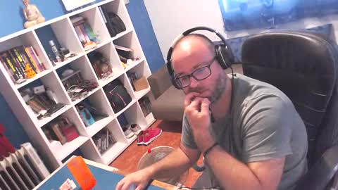 Snapshot of ravingr3d3 chatting on September 20, 3:48 pm ravingr3d3 online show from September 20, 3:48 pm