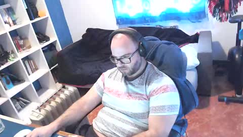 Snapshot of ravingr3d3 chatting on March 5, 12:00 pm ravingr3d3 online show from March 5, 12:00 pm
