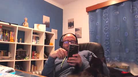 Snapshot of ravingr3d3 chatting on March 6, 10:15 pm ravingr3d3 online show from March 6, 10:15 pm