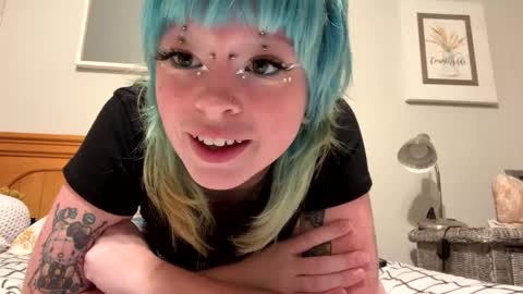 Ravynn 3 online show from September 12, 2:08 pm