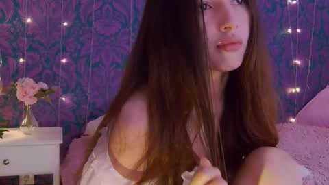 Snapshot of rawdare chatting on October 16, 4:28 pm Lillian online show from October 16, 4:28 pm