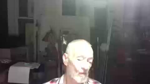 Snapshot of ray1776ray chatting on October 13, 1:07 am ray1776ray online show from October 13, 1:07 am