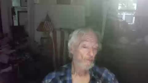 Snapshot of ray1776ray chatting on September 22, 2:21 pm ray1776ray online show from September 22, 2:21 pm