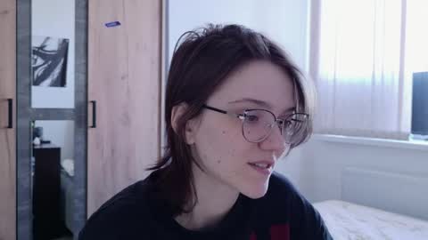 Ray-Ray online show from April 17, 6:27 am