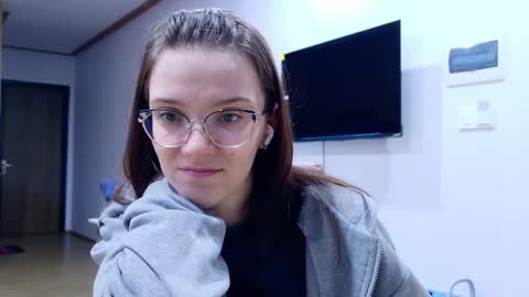 Ray-Ray online show from January 8, 10:21 am