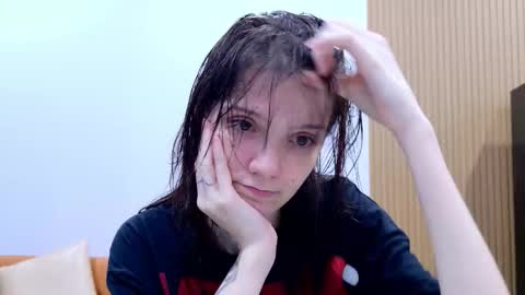 Ray-Ray online show from December 4, 11:59 pm