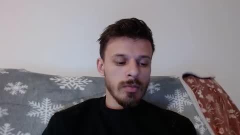 Snapshot of rayann27 chatting on December 13, 8:25 pm rayan online show from December 13, 8:25 pm