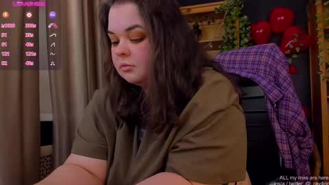 Ray online show from February 25, 4:04 pm