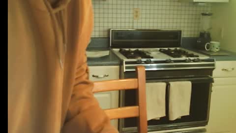 Ray online show from November 24, 8:29 pm