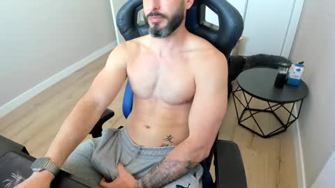 raysexparty online show from April 5, 11:51 am