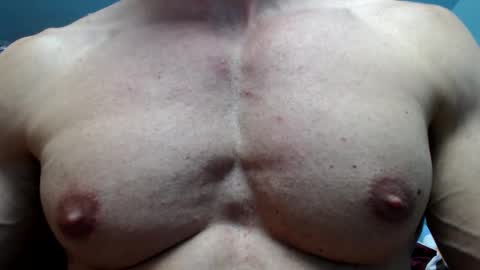 razorramon13 online show from October 5, 7:54 pm