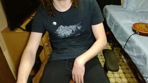 Scrappy Coco online show from January 18, 10:30 pm