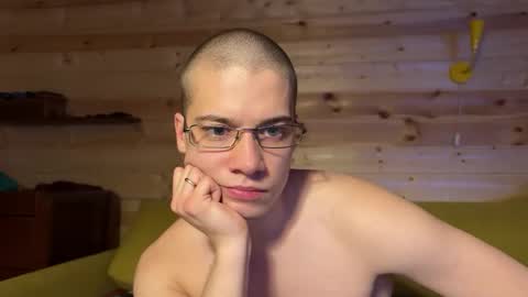 AliceEve online show from January 31, 7:33 pm