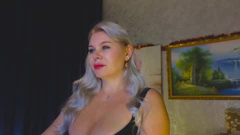 Im a little sick. Ill be back soon. online show from November 21, 11:41 am