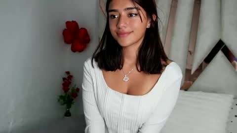 Snapshot of rebeca_cortez55 chatting on February 5, 2:40 am Rebecca online show from February 5, 2:40 am