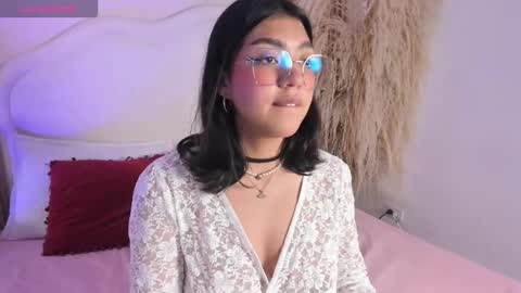 rebeca_taylor_ online show from February 26, 3:54 am