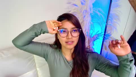 Rebeca Williams online show from February 19, 6:00 am