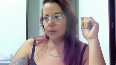 rebeca guiraut online show from February 5, 1:53 am