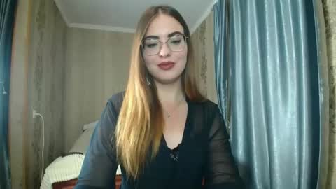 Snapshot of rebecca_ccaa chatting on September 27, 6:05 pm Rebecca online show from September 27, 6:05 pm