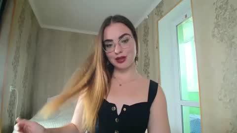 Snapshot of rebecca_ccaa chatting on October 9, 10:32 am Rebecca online show from October 9, 10:32 am