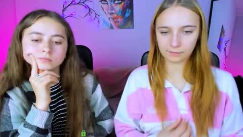 Snapshot of rebecca_smile_ chatting on October 10, 12:55 pm rebecca_smile_ online show from October 10, 12:55 pm