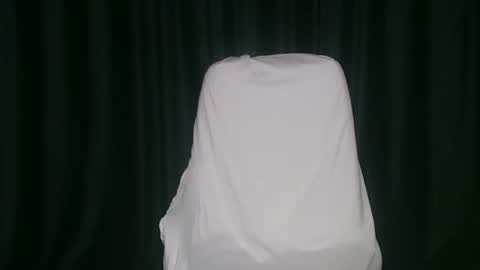 Rebekka  Nelson online show from April 15, 7:58 pm